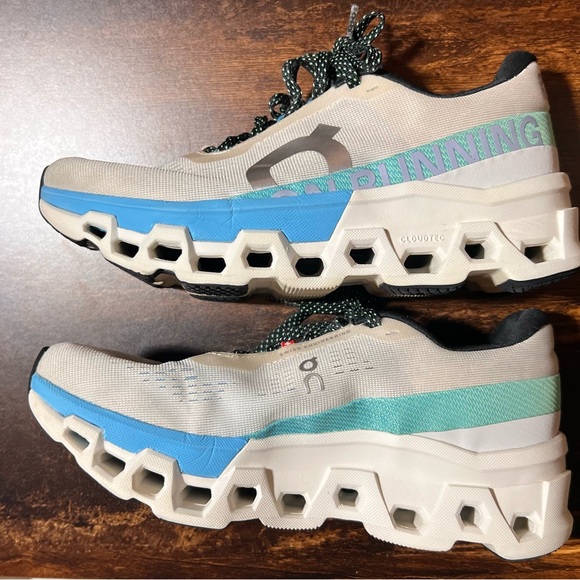 On Cloudmonster 2 women's running shoe in the Cream/Horizon colorway. - Picture 2 of 14